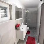 Luxury Future With Heated Pool Vilă Klimno