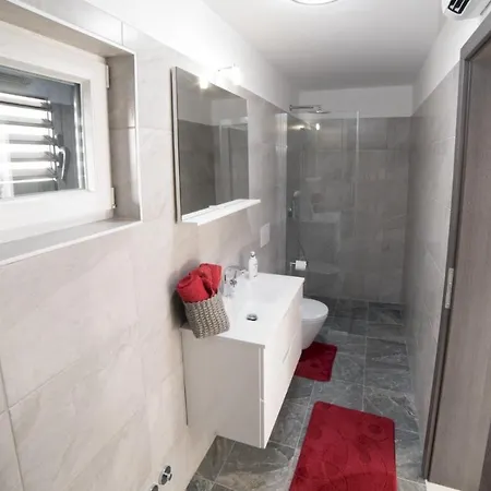 Luxury Future With Heated Pool Villa Klimno