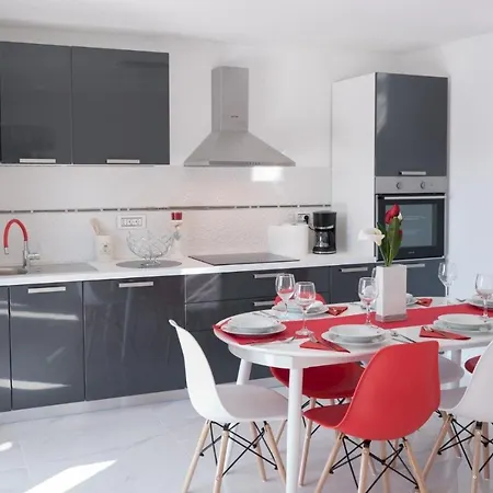 Luxury Future With Heated Pool * Klimno